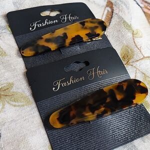 Faux Tortoise Lucite Pair of Hair Clips Hair Jewelry Hair Barrettes NEW NOC